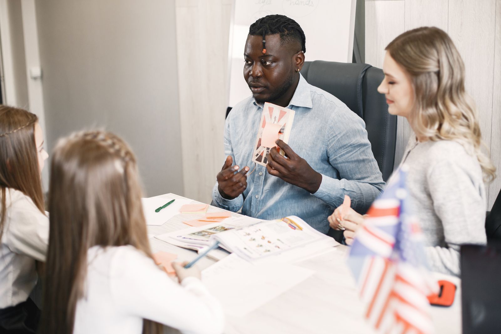 International learners participating in an English lesson